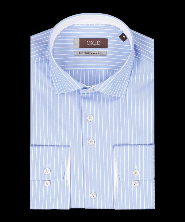 Blauw overhemd met witte strepen