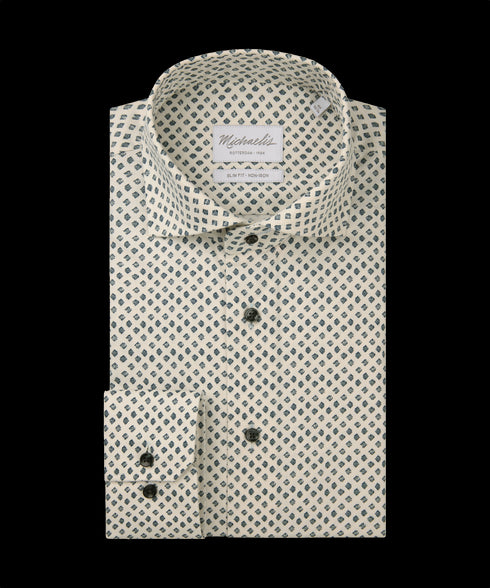 Wit overhemd met opvallend ruitpatroon