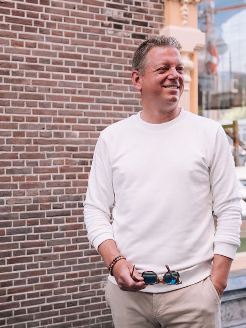 Off White sweatshirt